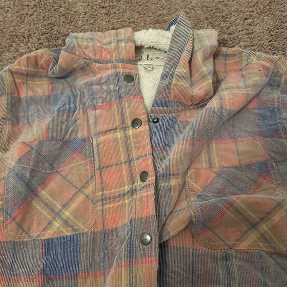 Plaid Sherpa lined hooded jacket - Picture 3 of 9